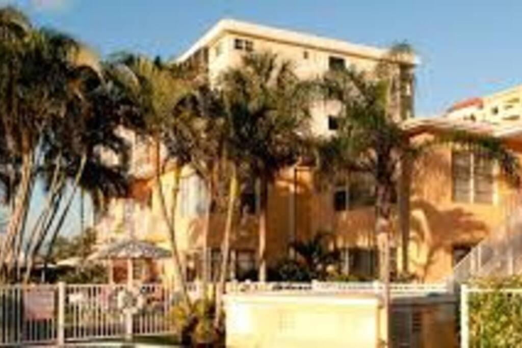 Aloha Apartments On The Intracoastal-Walk To The Beach Pompano Beach Exterior photo