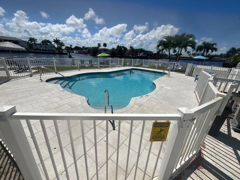Aloha Apartments On The Intracoastal-Walk To The Beach Pompano Beach Exterior photo